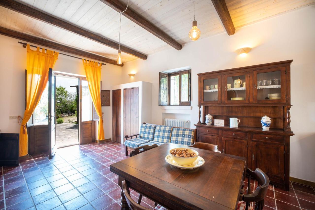 Вилла Wepuglia - Trullo Sentimento Мартина-Франка Экстерьер фото