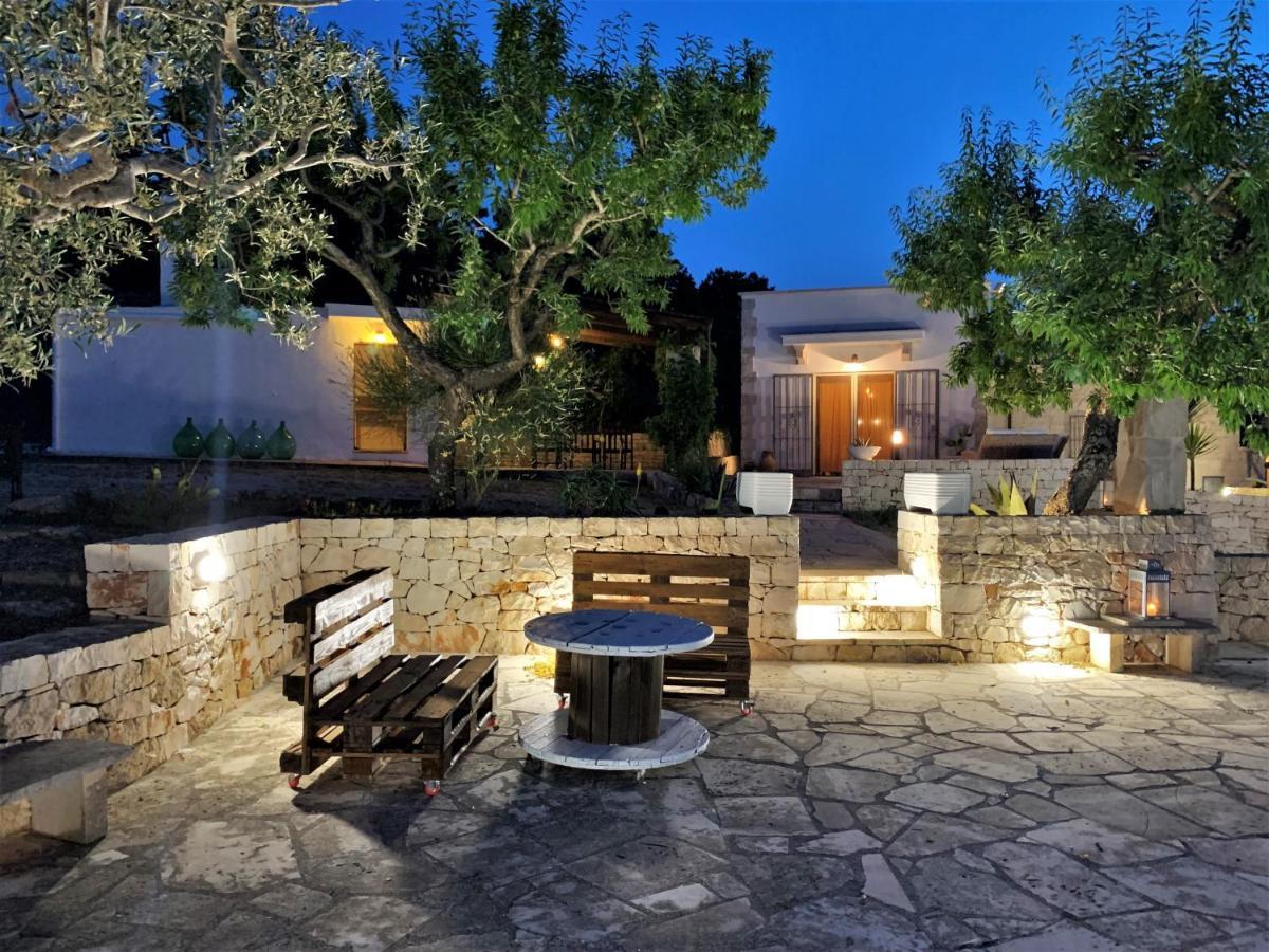 Вилла Wepuglia - Trullo Sentimento Мартина-Франка Экстерьер фото